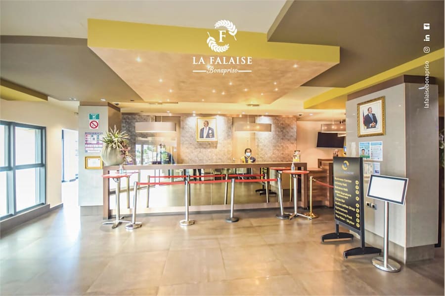 Hotel La Falaise Bonapriso 10