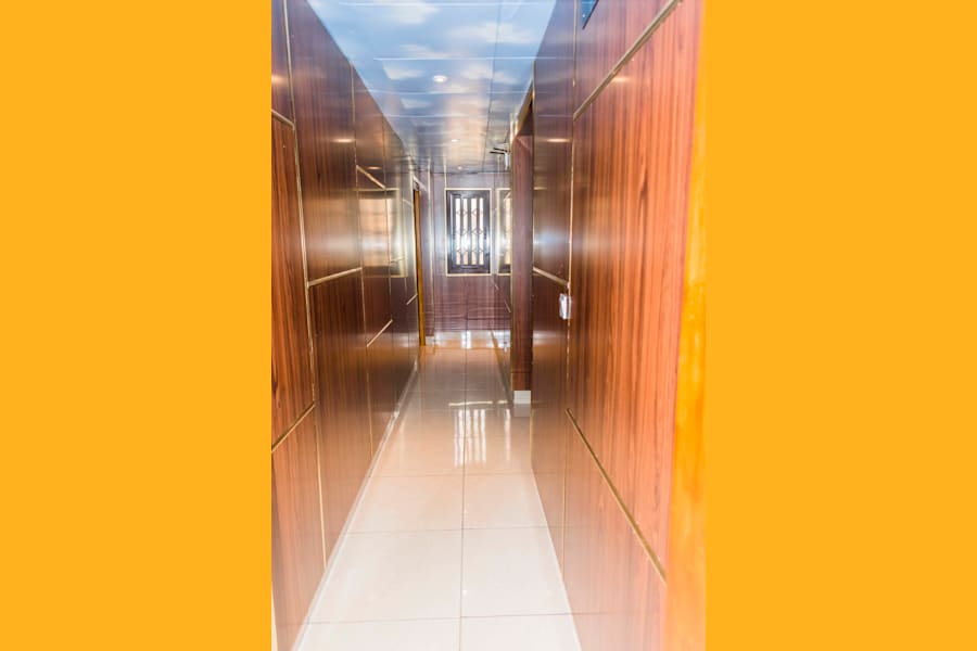 Noubou International Hotel Bonapriso 6