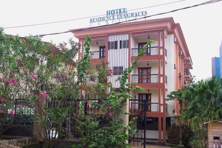 HÔTEL RÉSIDENCE LES GRÂCES 2
