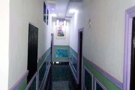 Bonanjo VIP Hotel 4