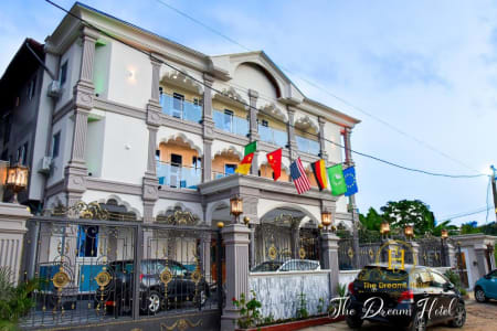 The Dreams Hotel 3