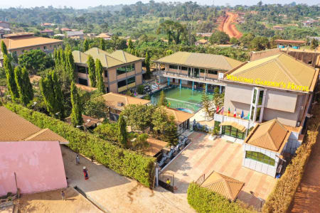 welcome garden's hotel 5