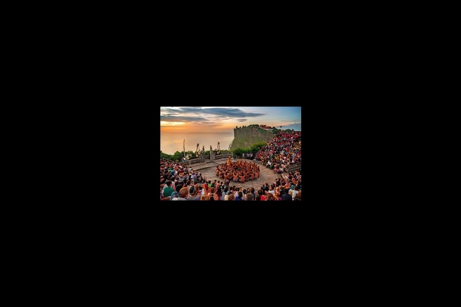 Visite guidée privée d'une demi-journée du temple d'Uluwatu avec Kecak et dîner 1