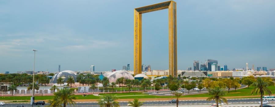 Dubai frame  4