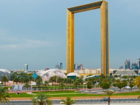 Dubai frame  4