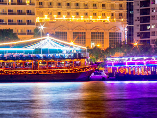Dîner croisière à la Marina avec spectacle de danse - Premium 2