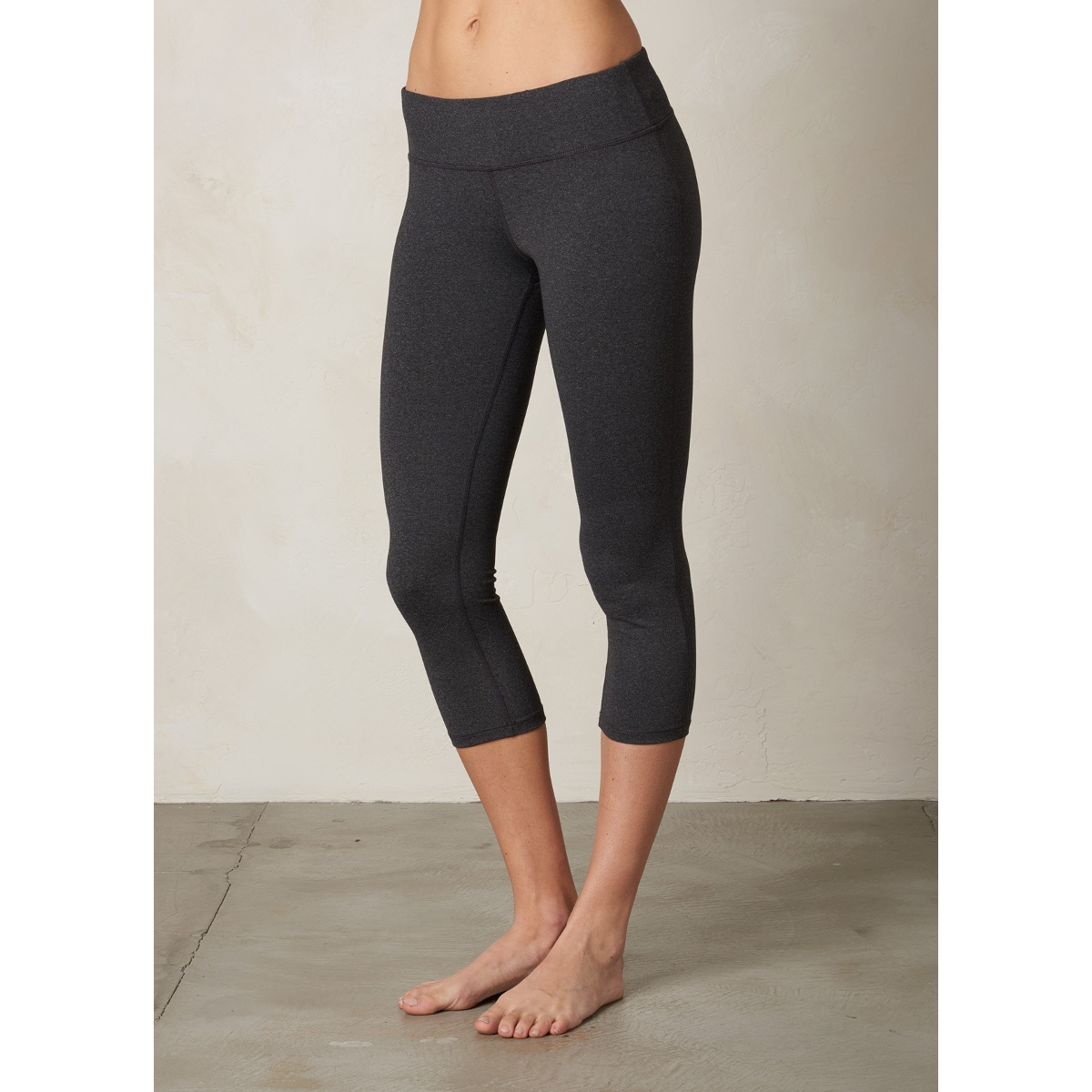 Prana Ashley Women's Yoga Capri Leggings - Black –Yoga Studio Store