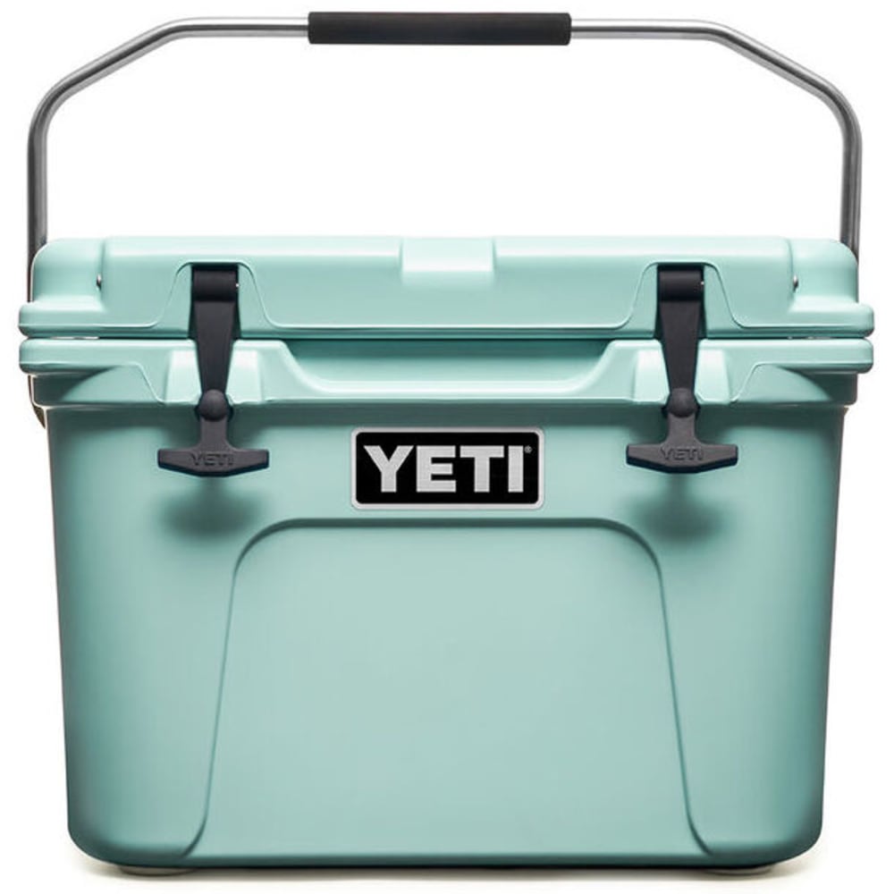 Yeti Roadie 20, 16-Can Cooler, Tan - Kellogg Supply