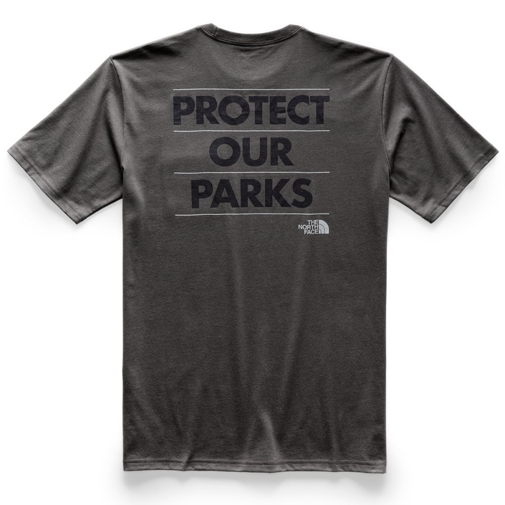 THE NORTH FACE Men's Bottle Source Pocket Short-Sleeve Tee S
