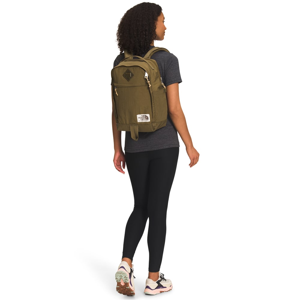 THE NORTH FACE Berkeley Daypack - Eastern Mountain Sports