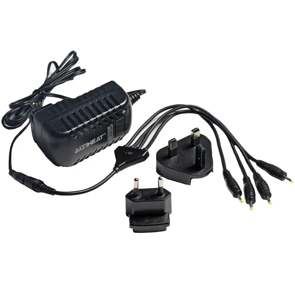 OUTDOOR RESEARCH 4-Way Battery Charger ONESIZE