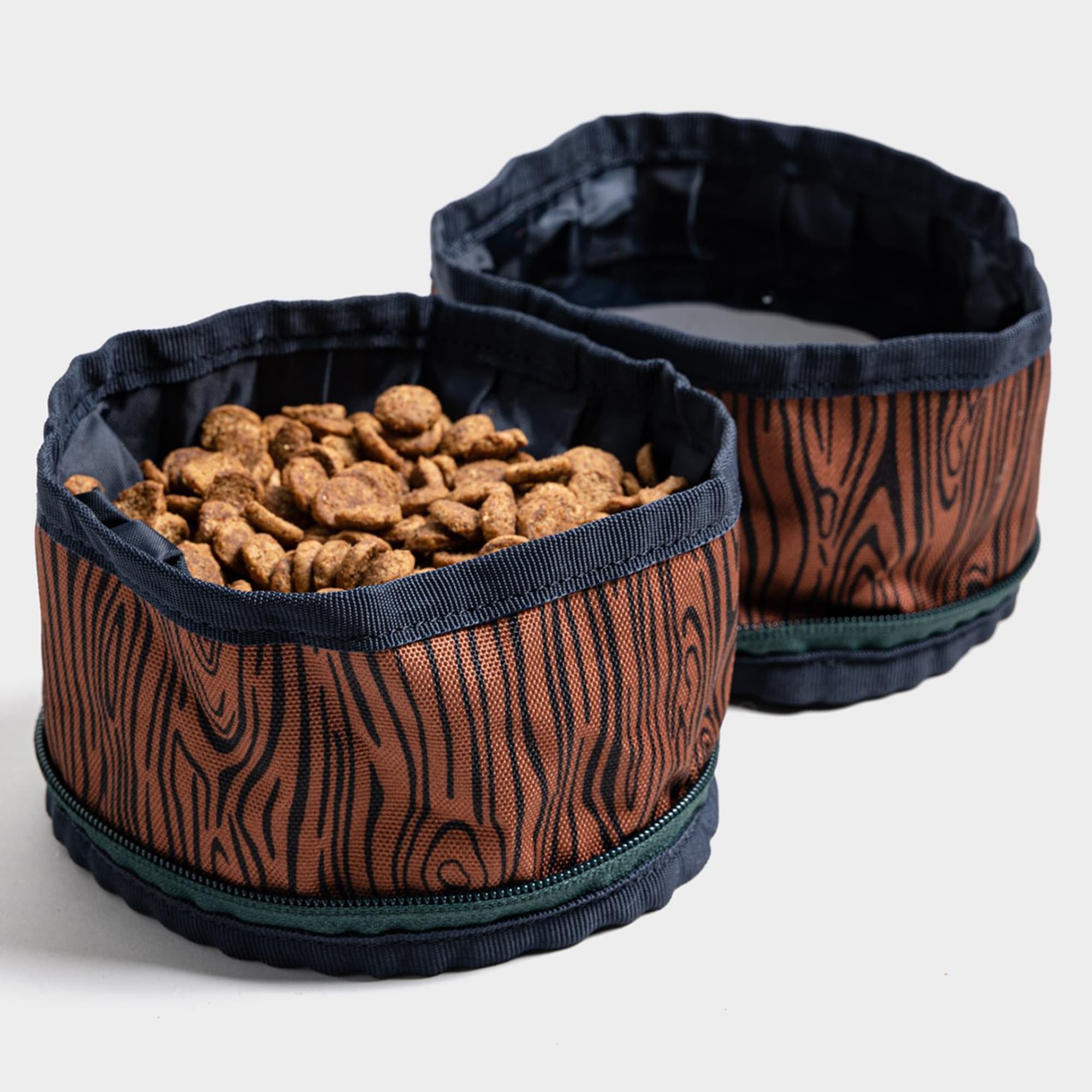 Blue Elevated Pet Bowls with Non Slip Stand and Silicone Collapsible Bowls  16 Ounces, 1 unit - Fry's Food Stores