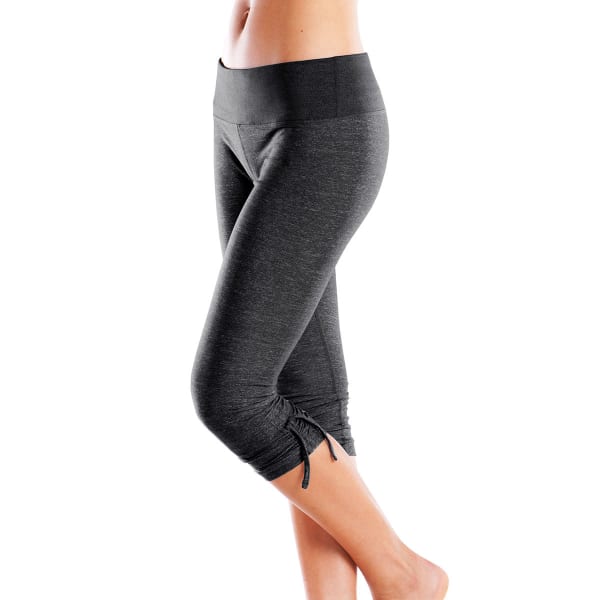 MOVING COMFORT Women's Urban Gym Capris