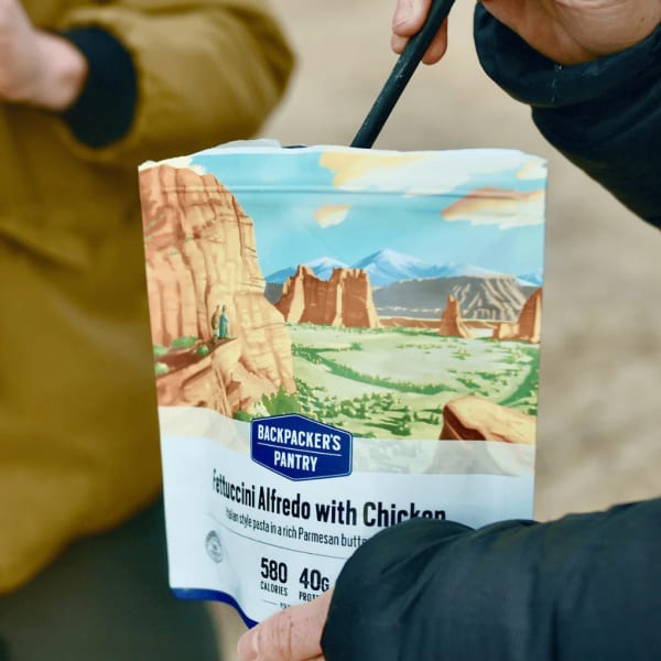 BACKPACKER'S PANTRY Fettuccini and Chicken