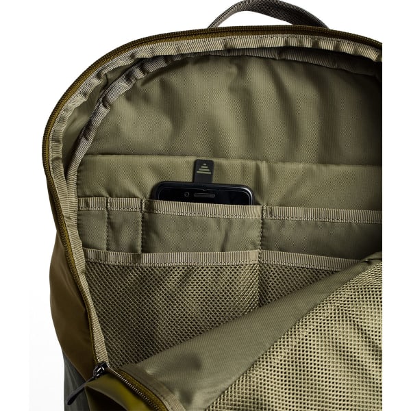 THE NORTH FACE Kabyte Backpack