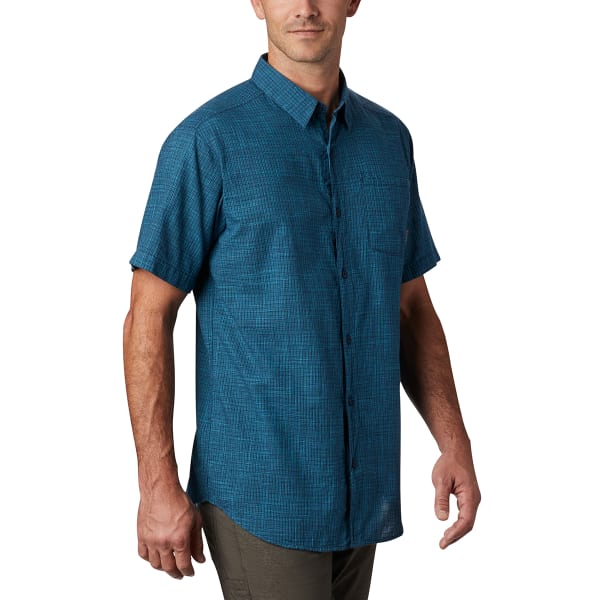COLUMBIA Men's Under Exposure Yarn-Dye Short Sleeve Shirt