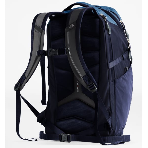 THE NORTH FACE Surge Backpack