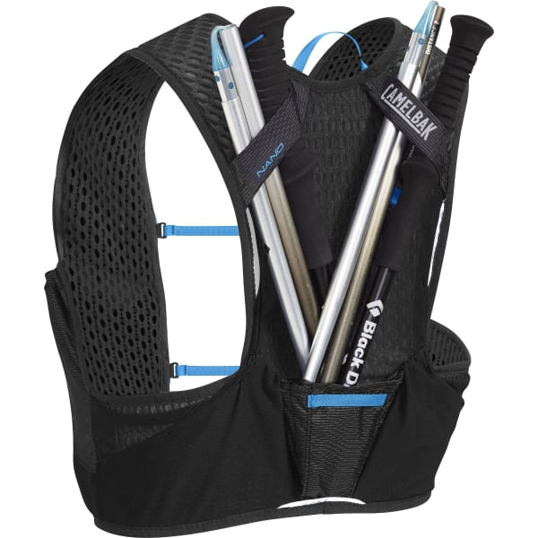 Trail Run™ Vest with Two 17oz Quick Stow™ Flasks