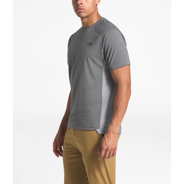 THE NORTH FACE Men's Essential Short-Sleeve Tee