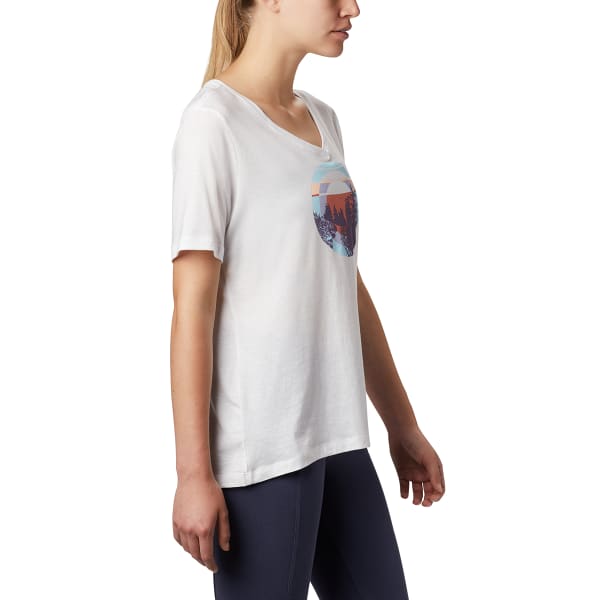 COLUMBIA Women's Short-Sleeve Mount Rose Relaxed Tee