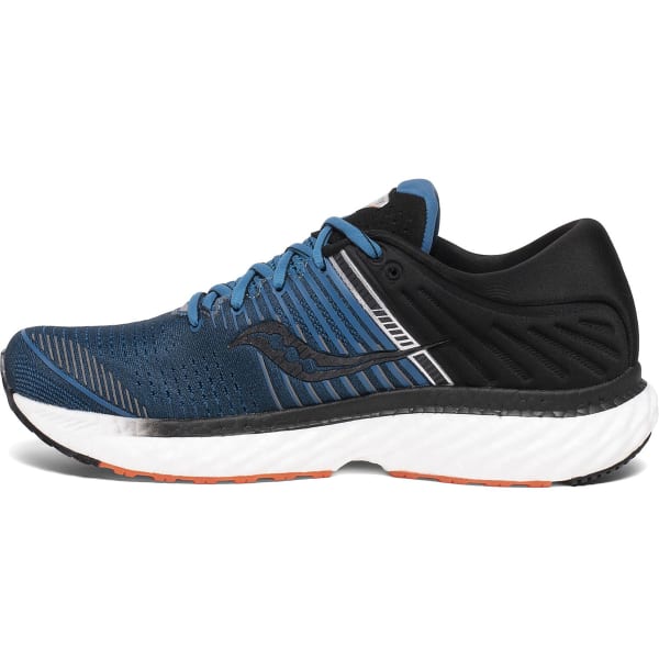 SAUCONY Men's Triumph 17 Running Shoe, Wide - Eastern Mountain Sports