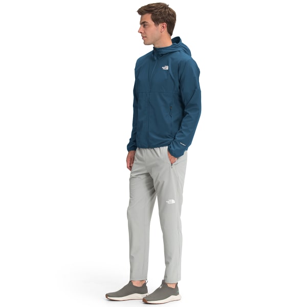 THE NORTH FACE Men’s Flyweight Hoodie