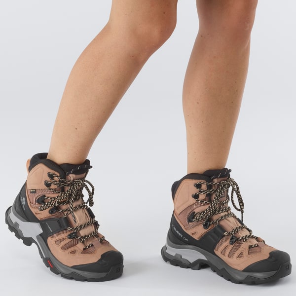 SALOMON Women's Quest 4 GTX Hiking Boots