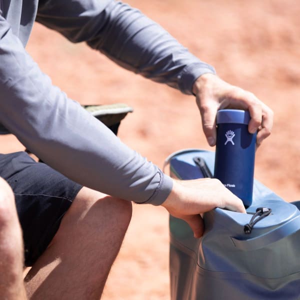 HYDRO FLASK Slim Cooler 12 oz Cup