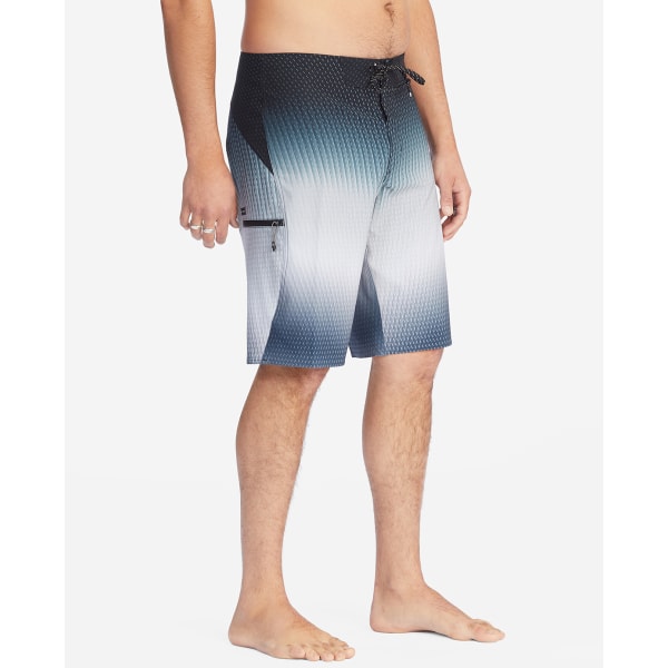 BILLABONG Men's Fluid Pro 21" Boardshorts