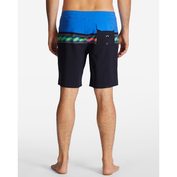 BILLABONG Young Men's Momentum Pro Performance 19" Boardshorts