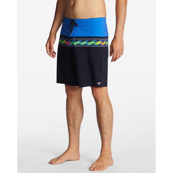 BILLABONG Young Men's Momentum Pro Performance 19" Boardshorts