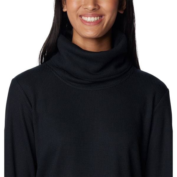 COLUMBIA Women's Holly Hideaway Waffle Cowl Neck Pullover