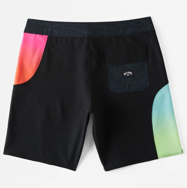 BILLABONG Men's Cylinders Pro 19" Boardshorts