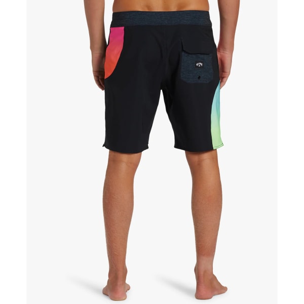 BILLABONG Men's Cylinders Pro 19" Boardshorts