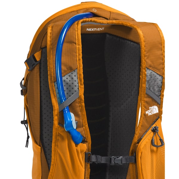 THE NORTH FACE Trail Lite 12 Pack