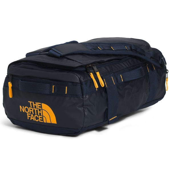 THE NORTH FACE Base Camp Voyager Duffel - 32L