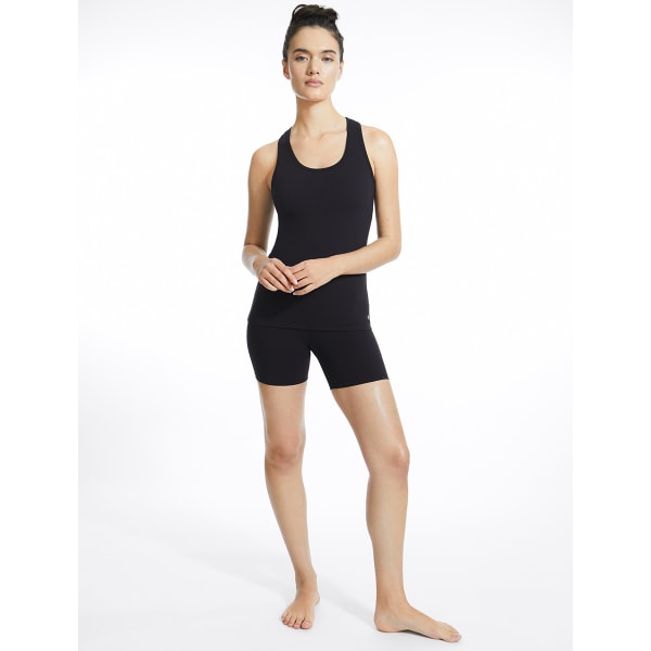 YOGAWORKS Women's Scoop Neck Brami