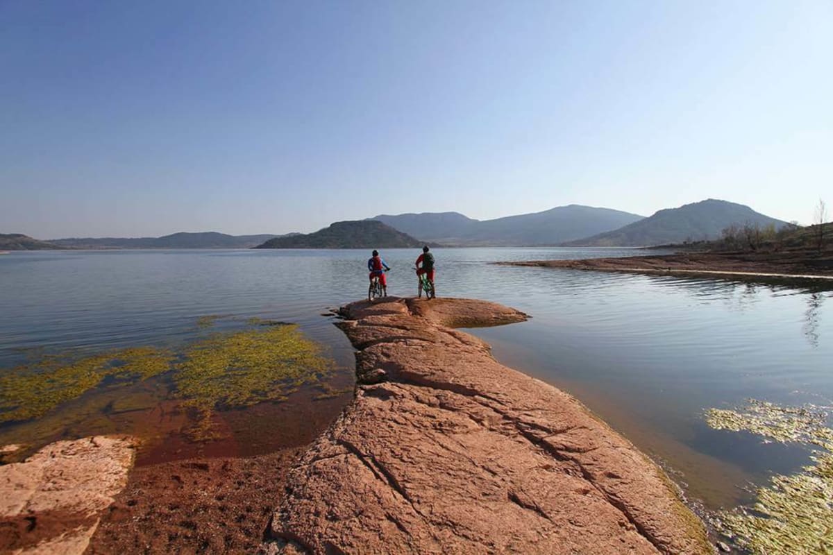 Le tour du lac du Salagou