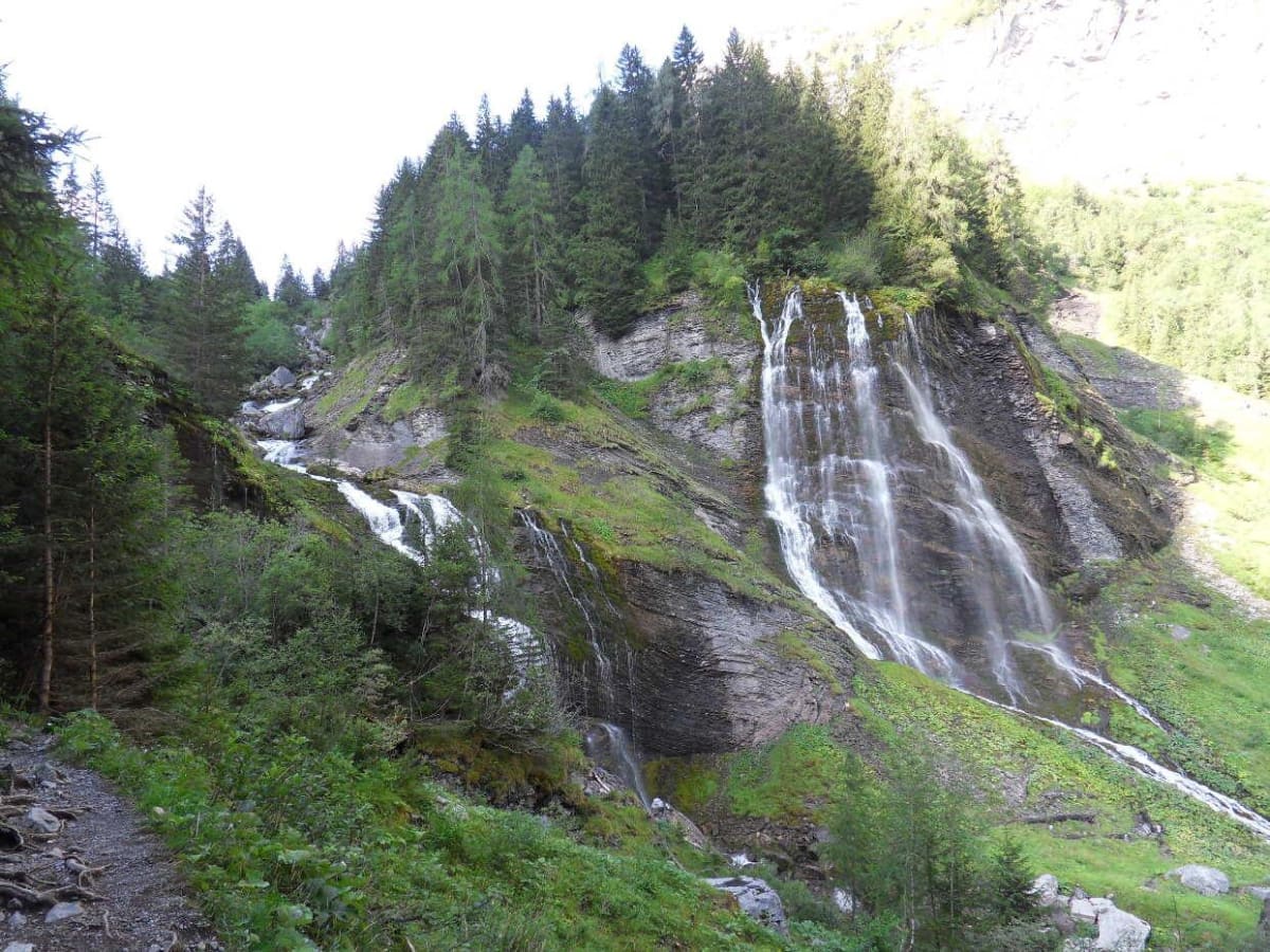 Chalets de Sales et évasion au milieu des cascades - Sixt-Fer-à-Cheval