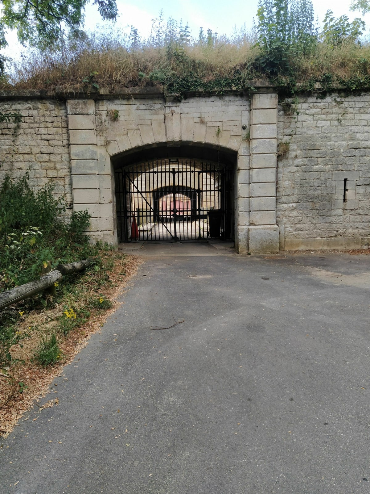 Fort d'Écouen en het lager gelegen bos - Écouen