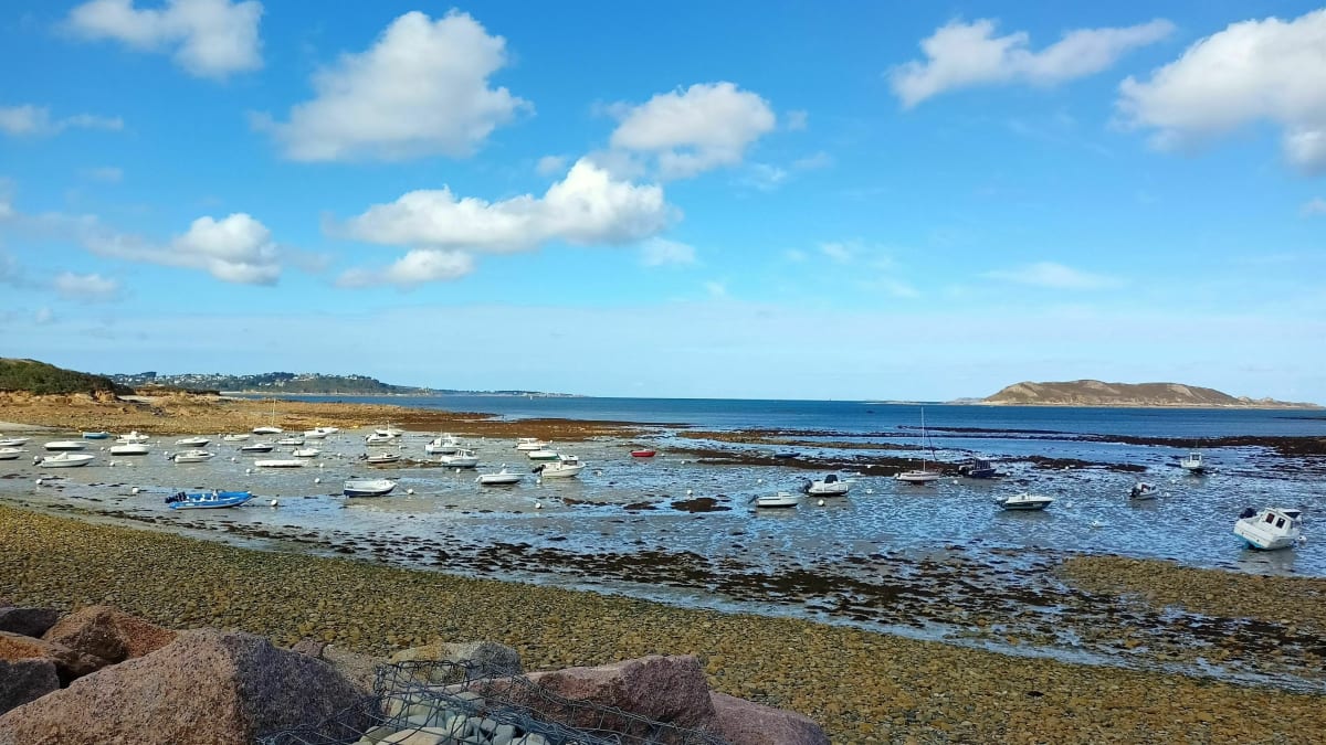 En longeant la côte de Port l'épine à Port blanc - Trélévern