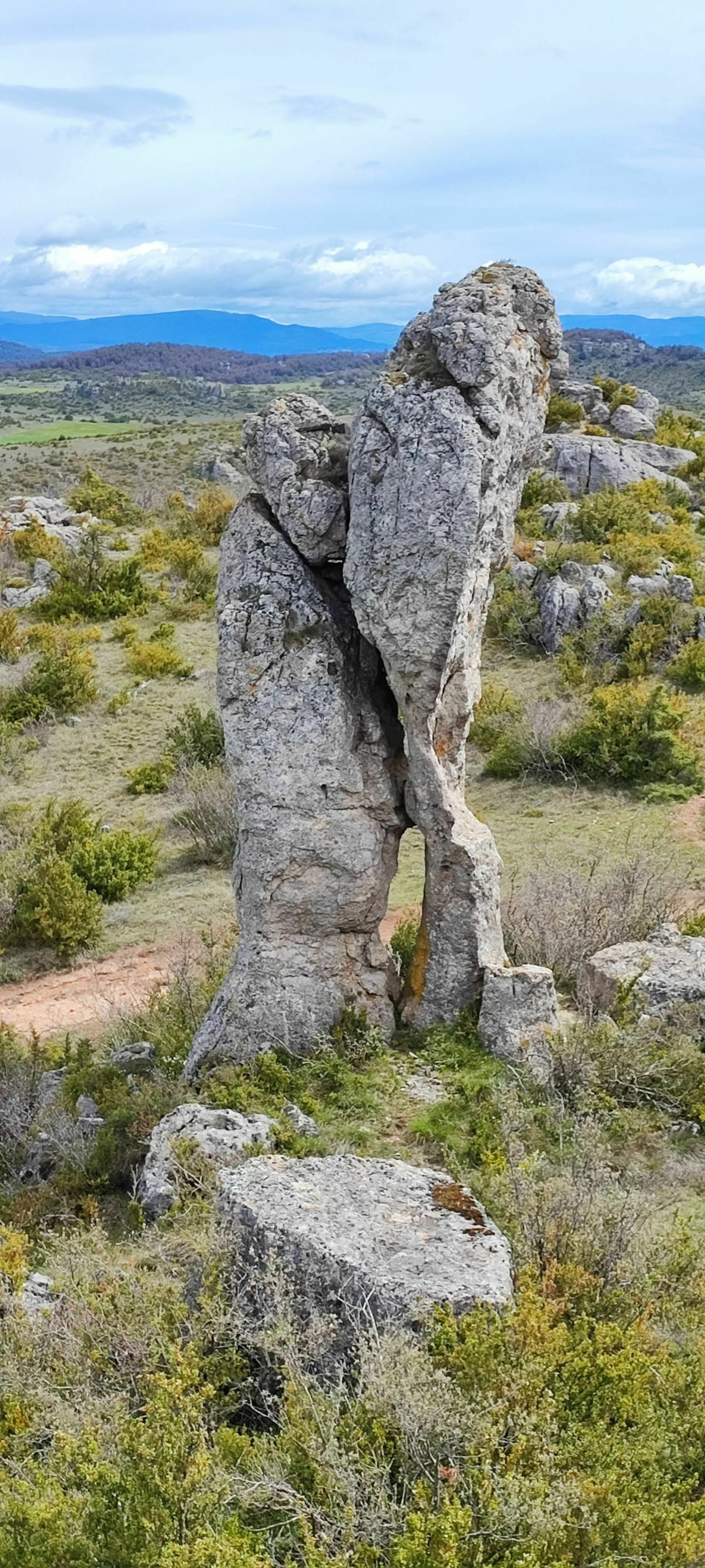 Balade bloc par le Pied de la Gardiole - Millau