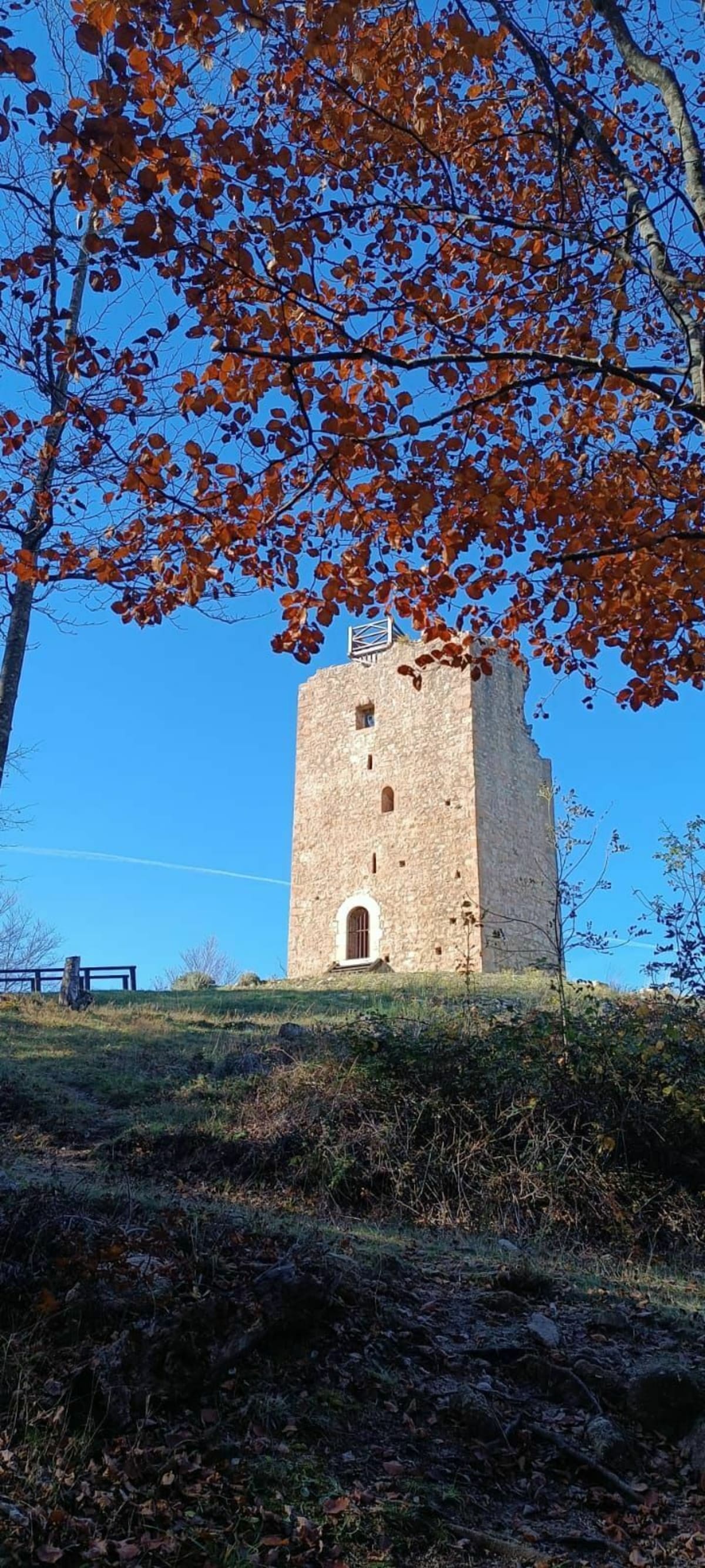 Tours de Cabrenç au départ de Lamanère - Lamanère