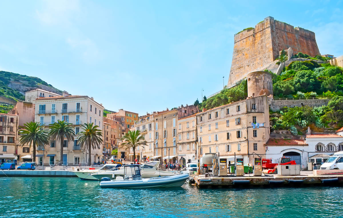 Bonifacio, tour de roues sur la GT20 - Bonifacio