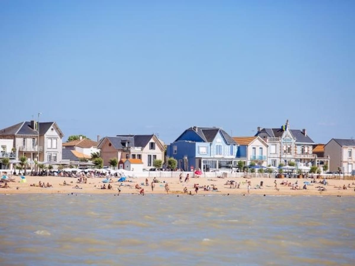 Aller-retourà Châtelaillon-Plage - La Devise