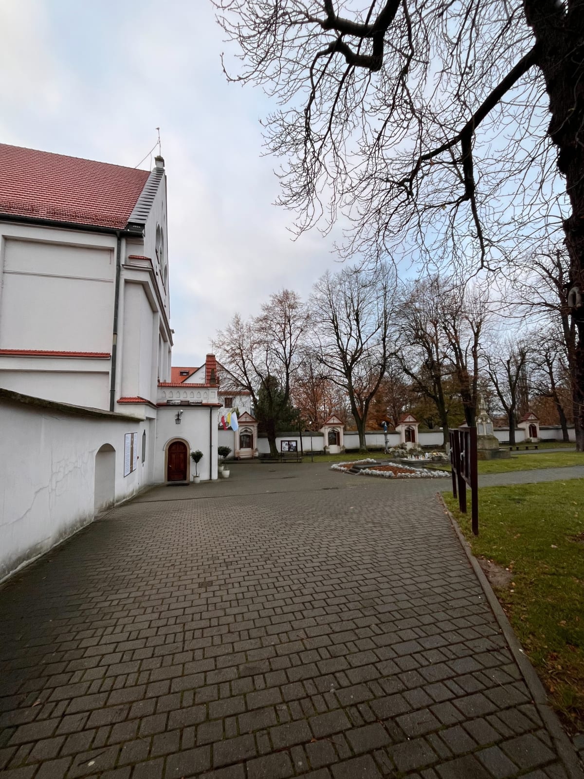 Spacer w okolicy Klasztoru pw. Stygmatów św. Franciszka - Wieliczka