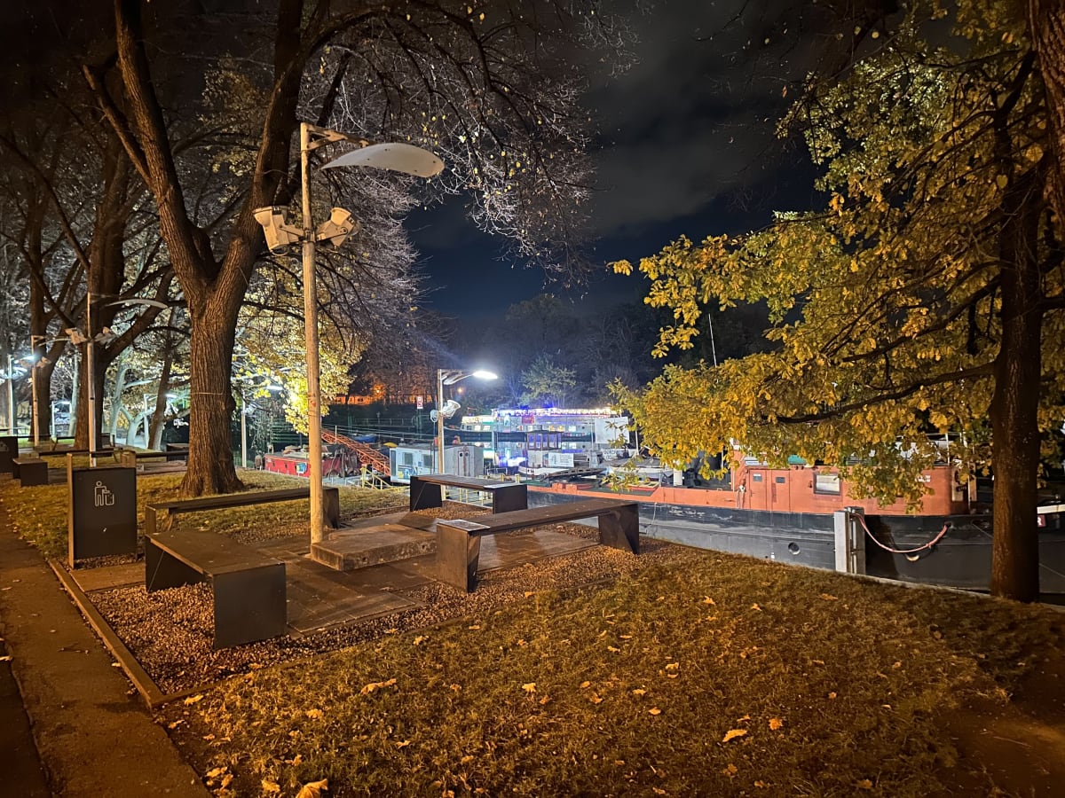 Wieczorny spacer z widokiem na Sedesowce - Wrocław