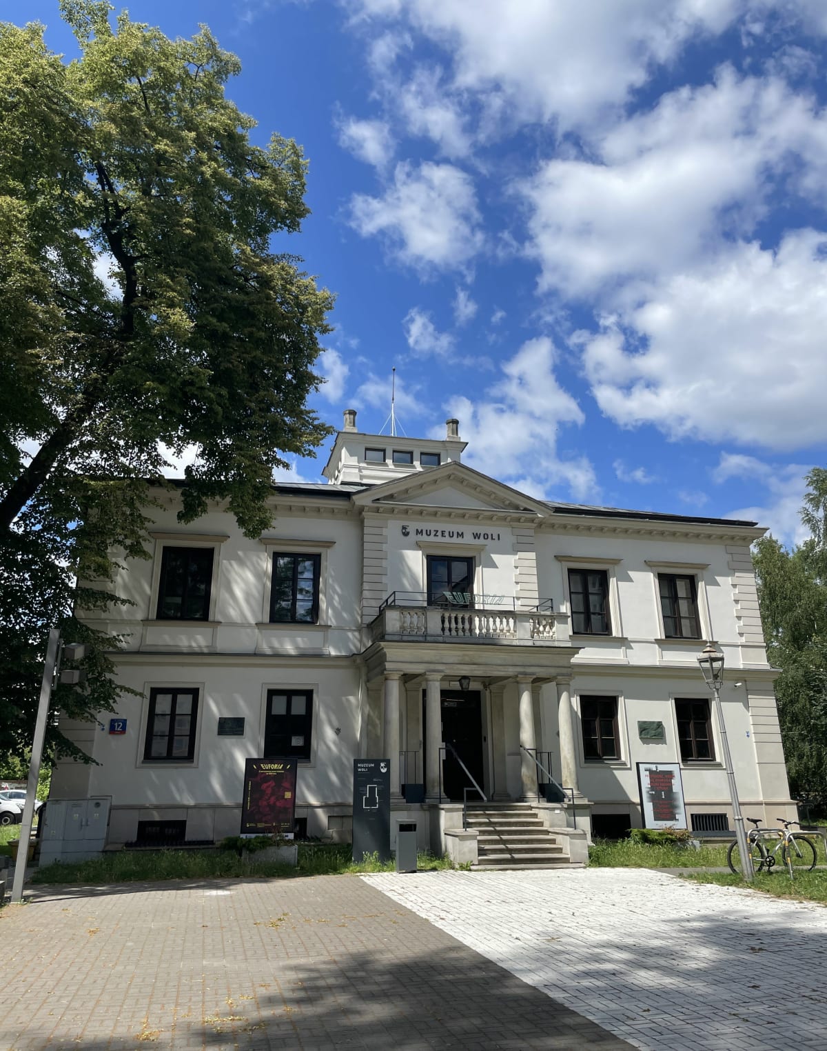 Spacer przy Muzeum Woli - Warszawa