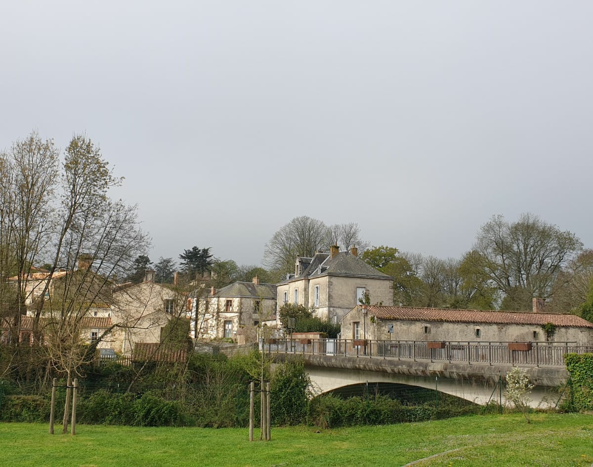 Circuit historique Mamie Régina - Apremont