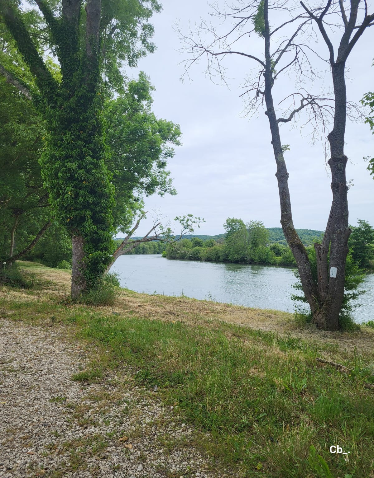 De Cézy à Villeneuve, par l'Yonne - Cézy